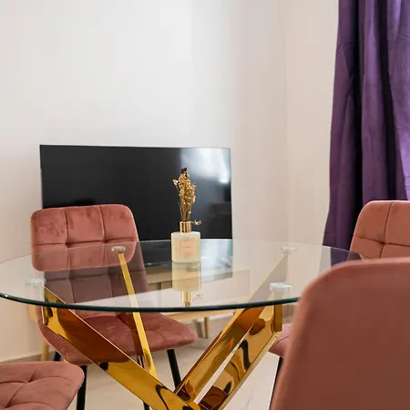 San Pietro 66 Apartment *